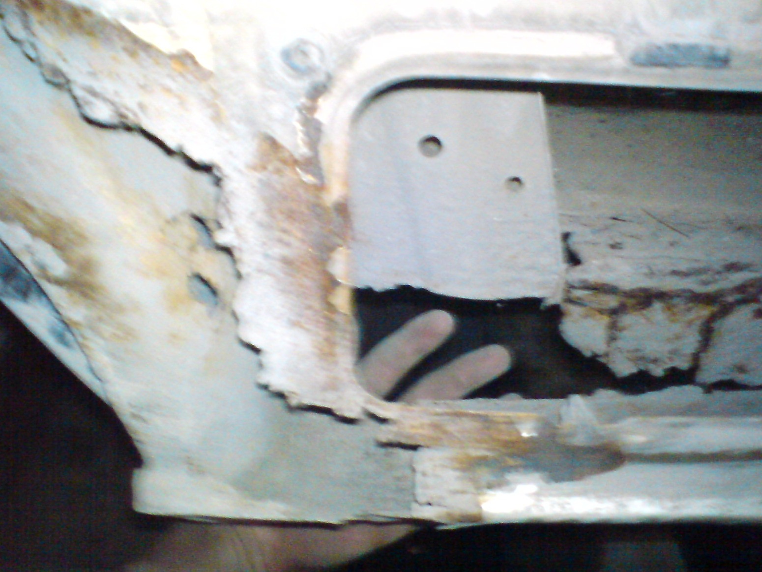 Body repair  - Toyota Camry 20L 1987