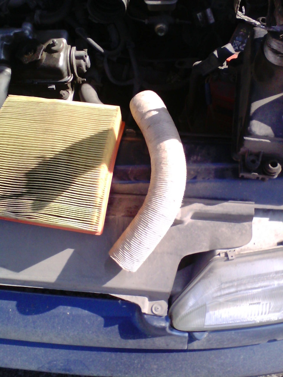 014: Замена воздушного фильтра — Lada 2114, 1,5 л, 2005 года ...