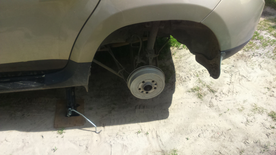 Тормоза придумали трусы. — Renault Duster (1G), 2 л, 2013 года ...