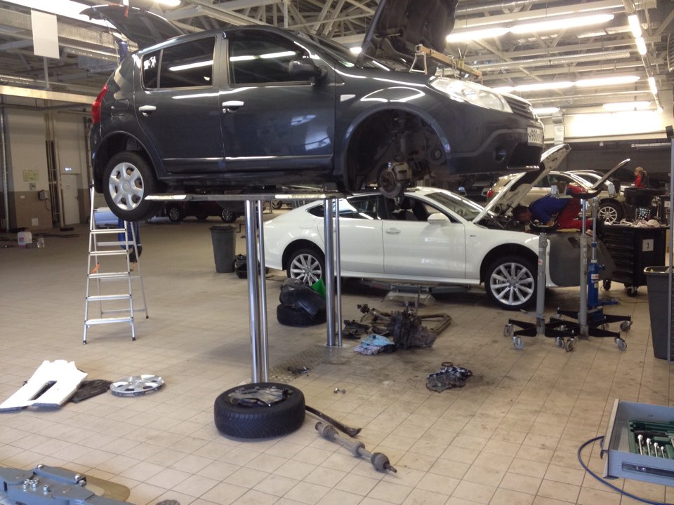 Замена заднего сальника коленвала — Renault Sandero 1G, 1,6 л, 2011 ...