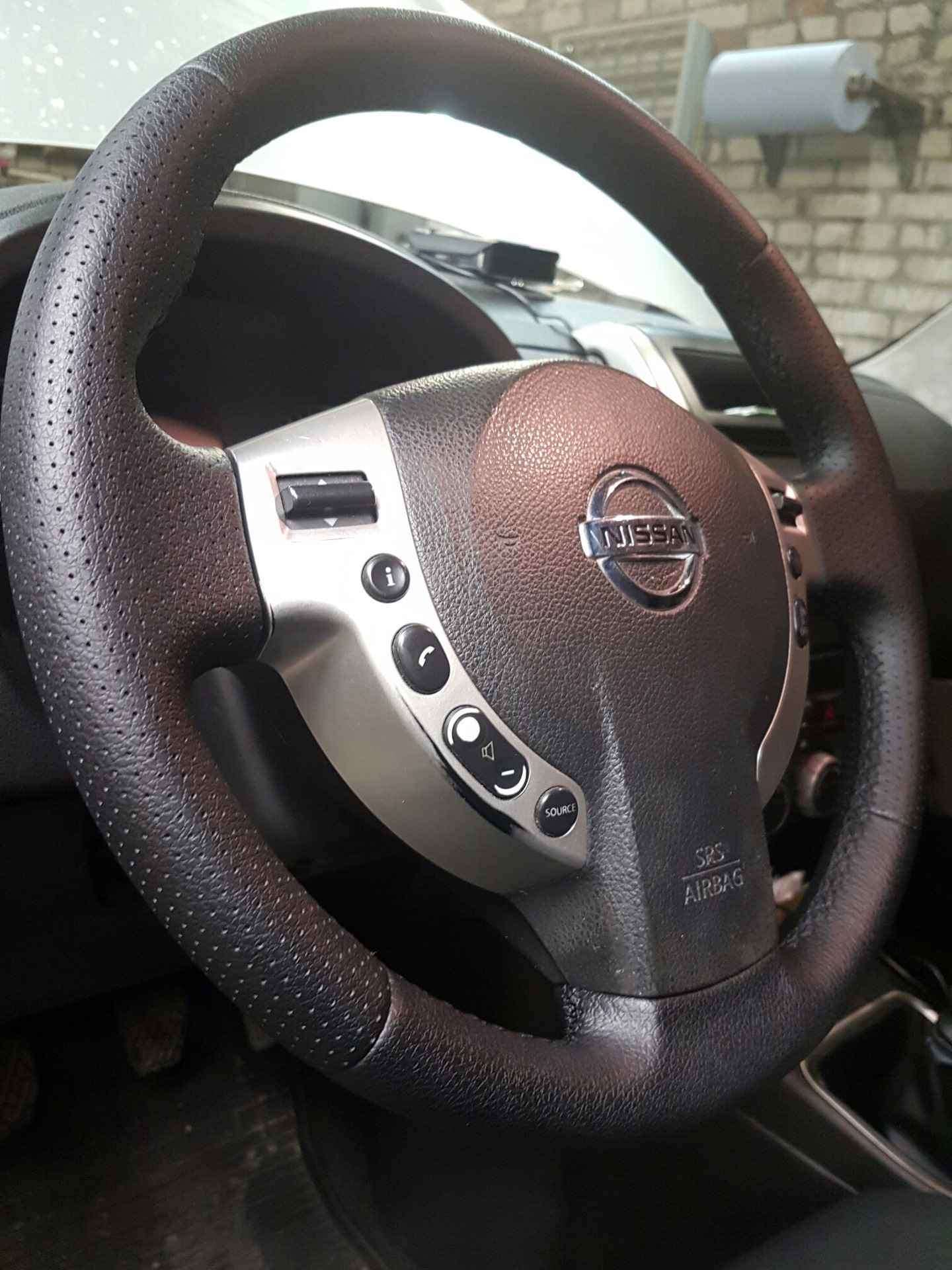 Руль nissan x-trail t31. Оплетка на руль х трейл т31. Оплетка на руль nissan x-trail t 31. Руль ниссан х-трейл т31. Руль ниссан кашкай j11.