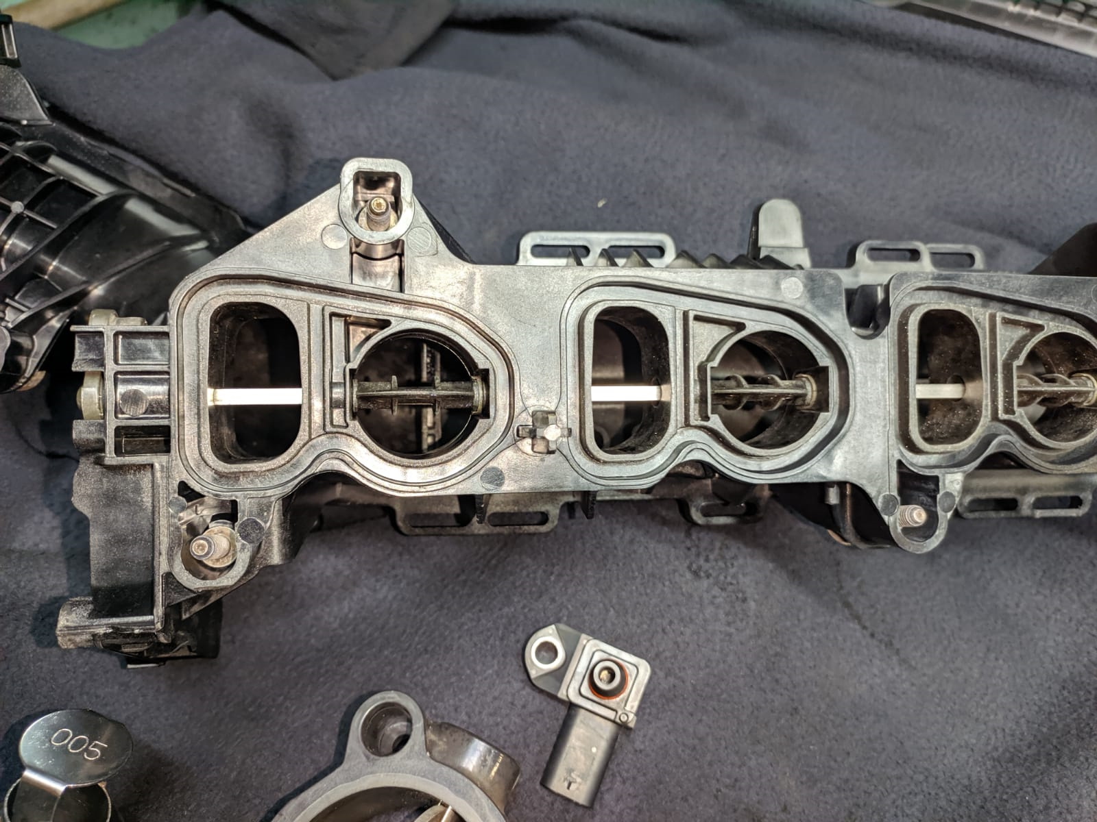 Чистка впускного коллектора B47 — BMW 3 series Touring (F31), 2 л, 2018 ...