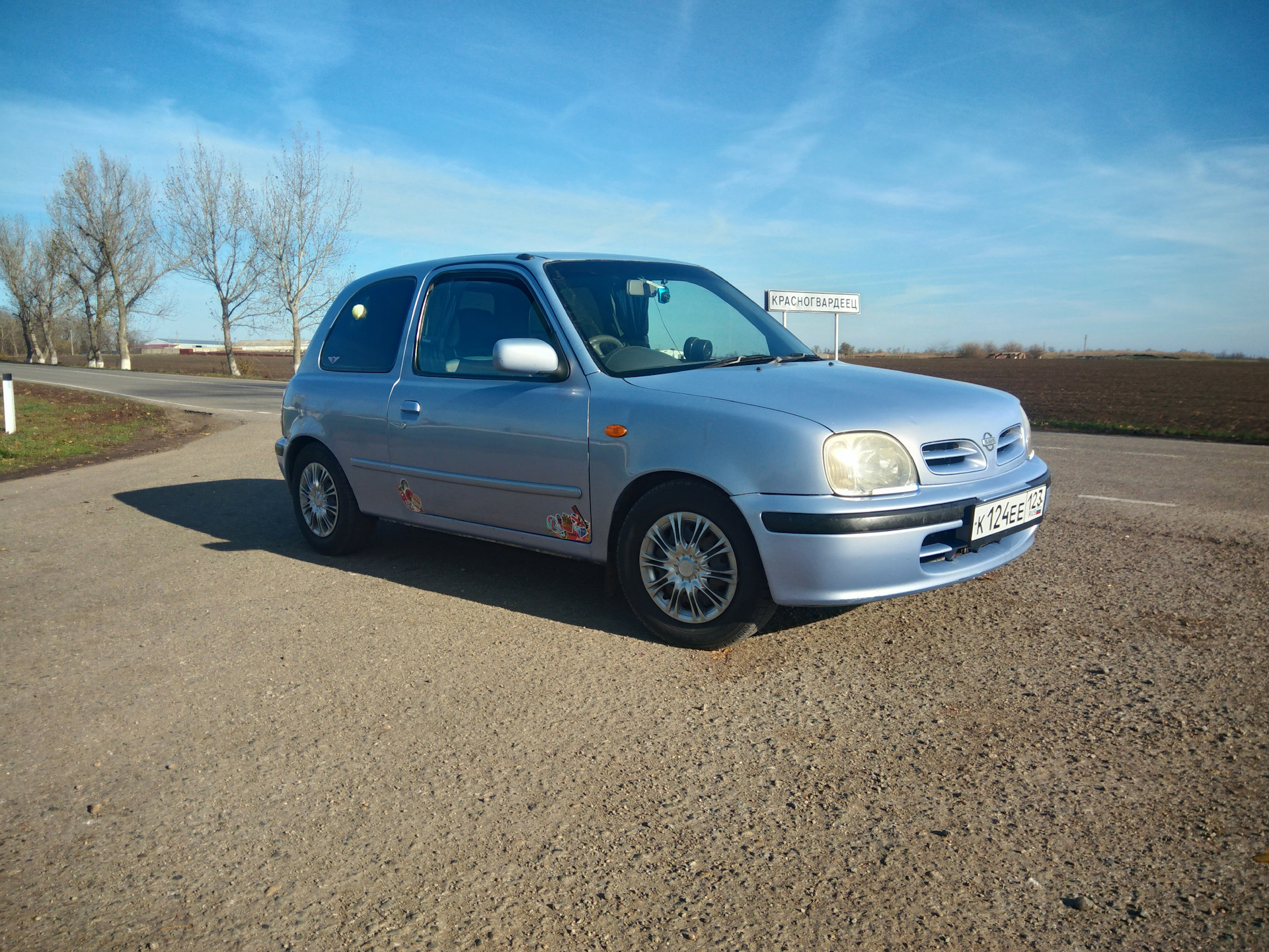 March фото. Nissan March 2001. Ниссан Марч 2000. Ниссан Марч 2001 года. Nissan March k11.