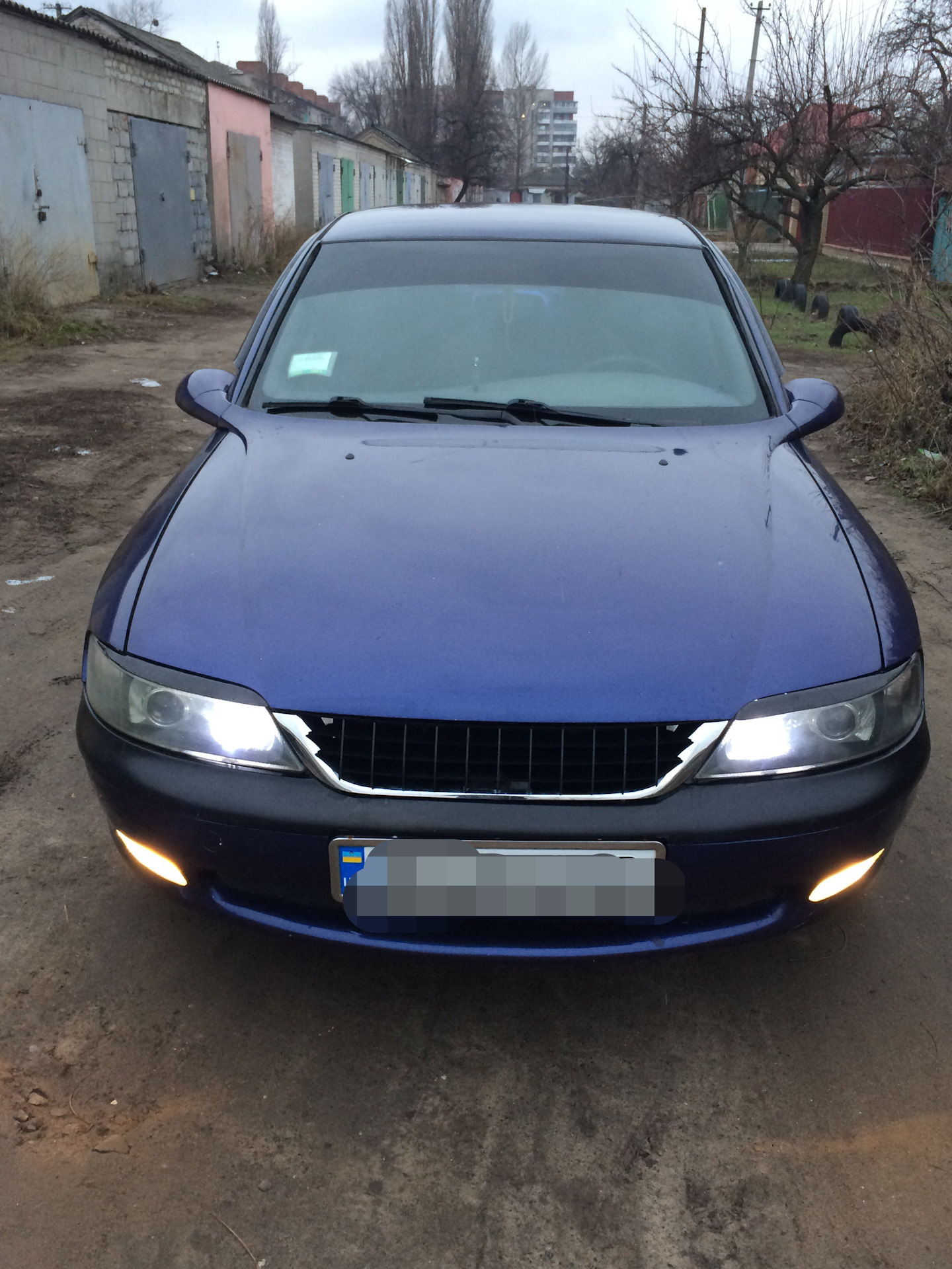 Решетка радиатора в стиле Steinmetz — Opel Vectra B, 1,8 л, 1997 года ...