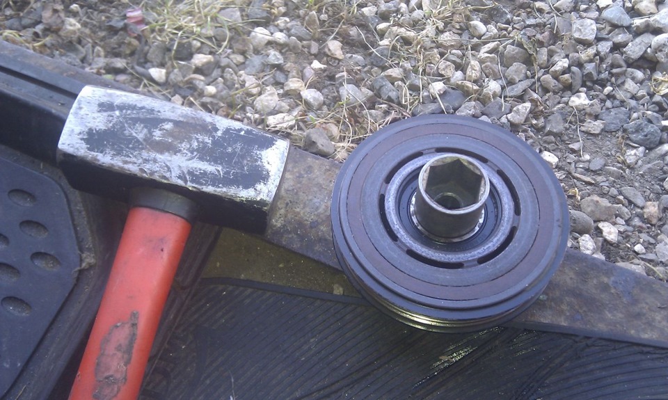 15. Кувалда нам в помощь. — KIA Sorento (1G)