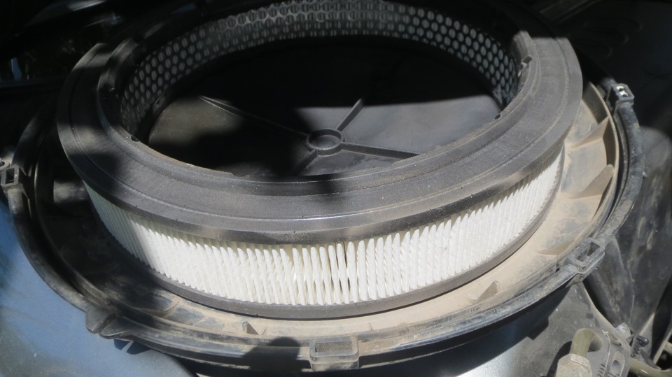 Классика жанра. Замена масла, масляного и воздушного фильтра +замена ...