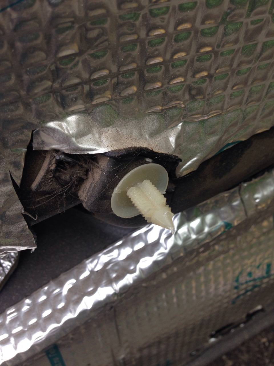 Еще один слой шумки сделал — Lada 2114, 1,5 л, 2007 года | расходники ...