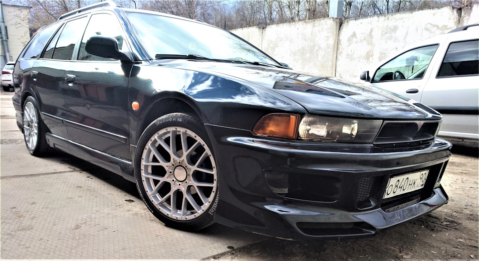 18+, с непривычки притер бампер :( — Mitsubishi Galant (8G), 2 л, 1997 ...