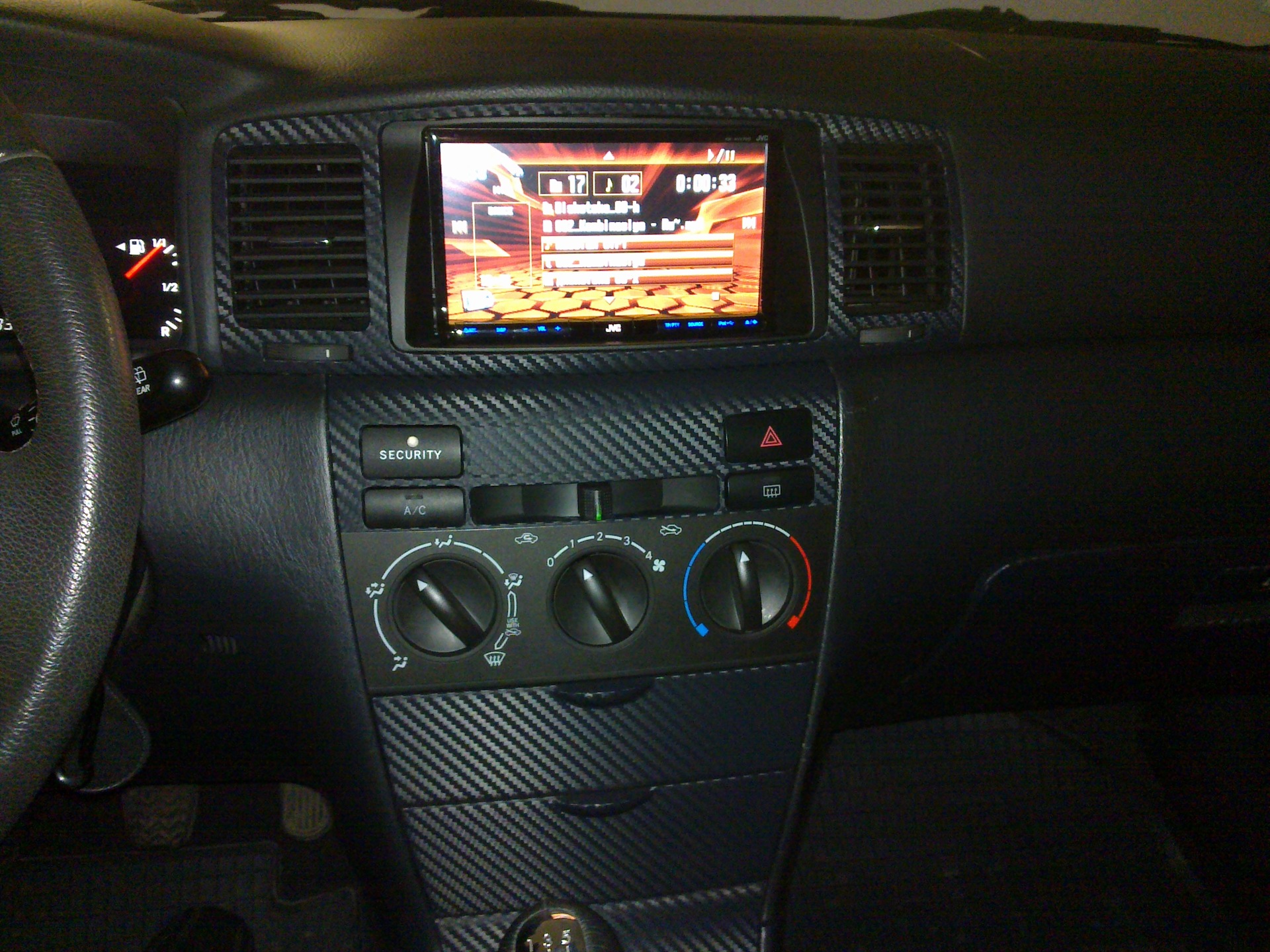 Multimedia center  JVC KW-AVX720 - Toyota Corolla 16L 2004