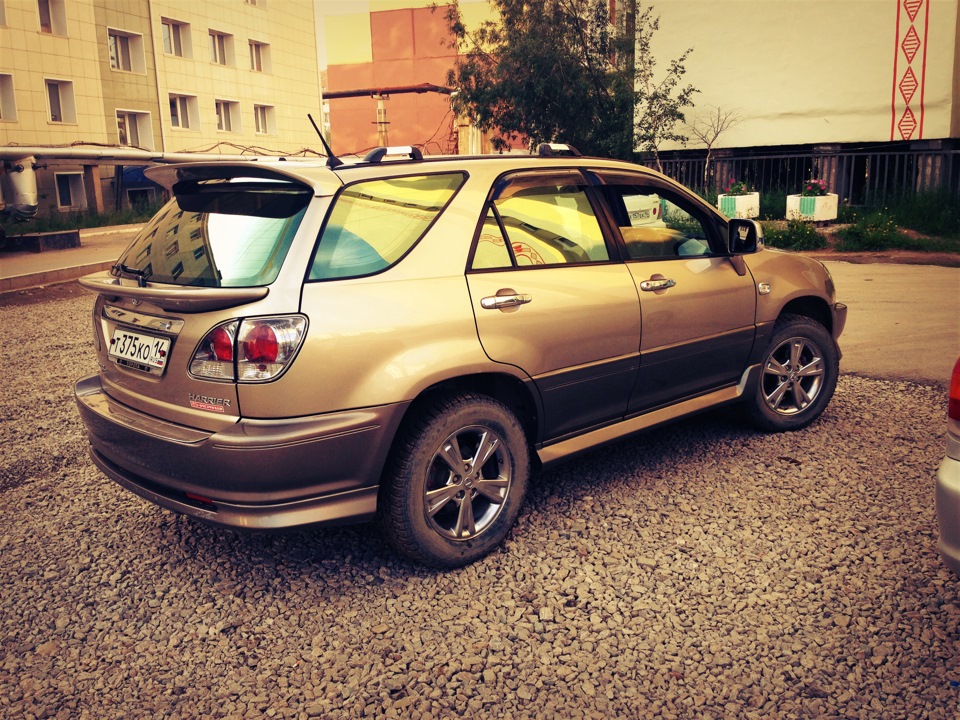 Harrier 98 года. Тойота Харриер 2001 год. Toyota Harrier 3.0 2001. Тойота Харриер 10г. Toyota Harrier 2000 Tuning.