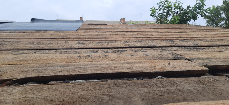 Установка шифера с запилом на сарайчик — DRIVE2