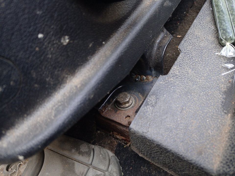 Сиденья от япошки в ваз — Lada 21031, 1,5 л, 1975 года | тюнинг | DRIVE2