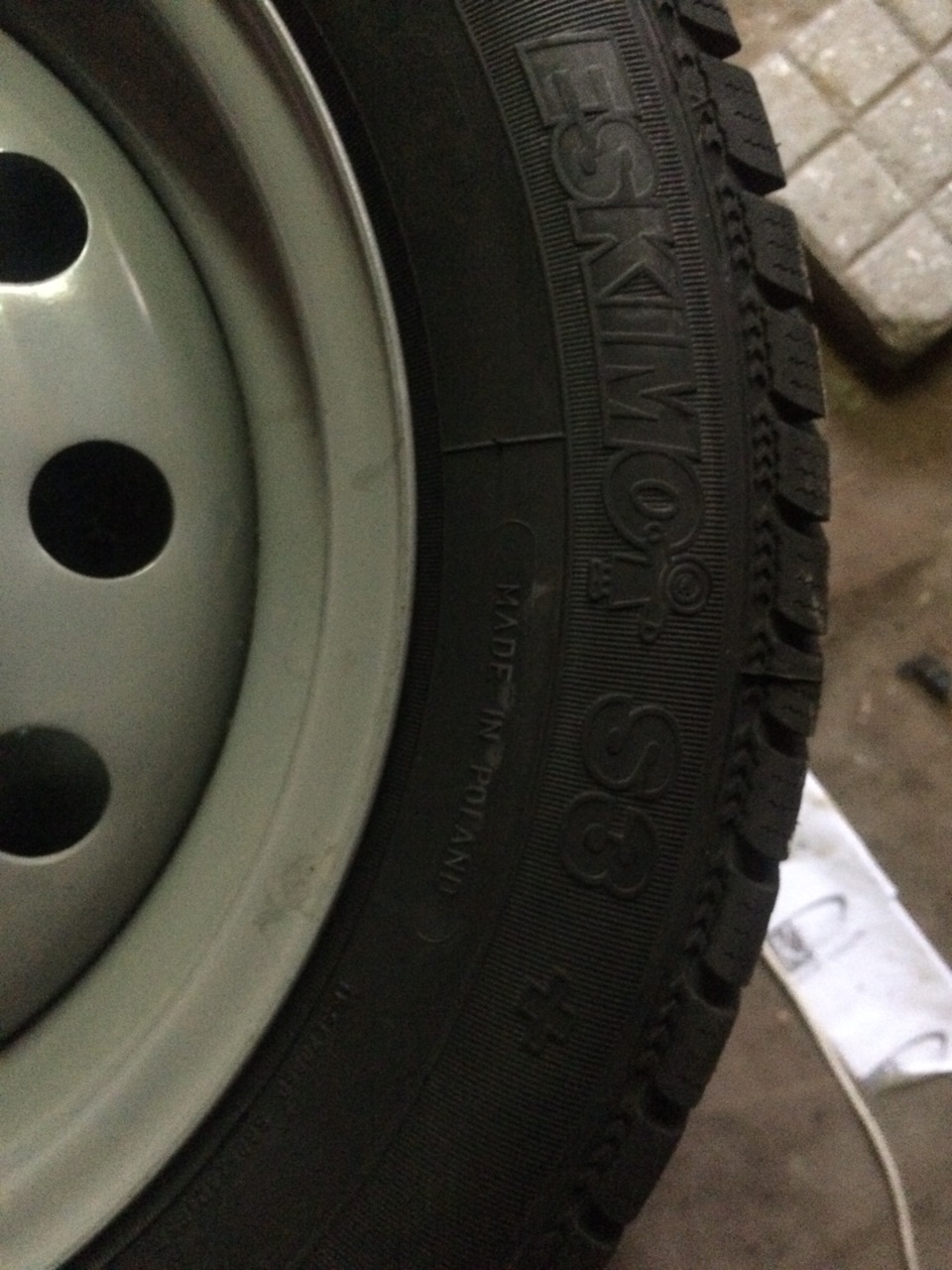 Приобрел резину с дисками SAVA 175/65 r 14 — Lada 2115, 1,5 л, 2006 ...