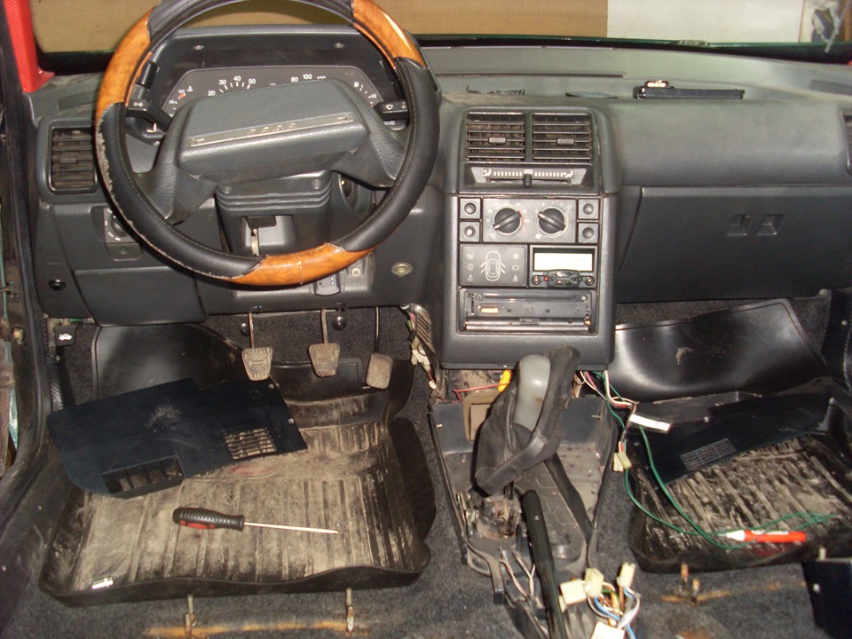 Ваз 2109 торпеда от ваз 2114. Панель ваз 2114 карбюратор. Панель ваз 2114. Торпедо ваз 2114 в ваз 2109. Торпедо ваз 2114 в ваз 2109.