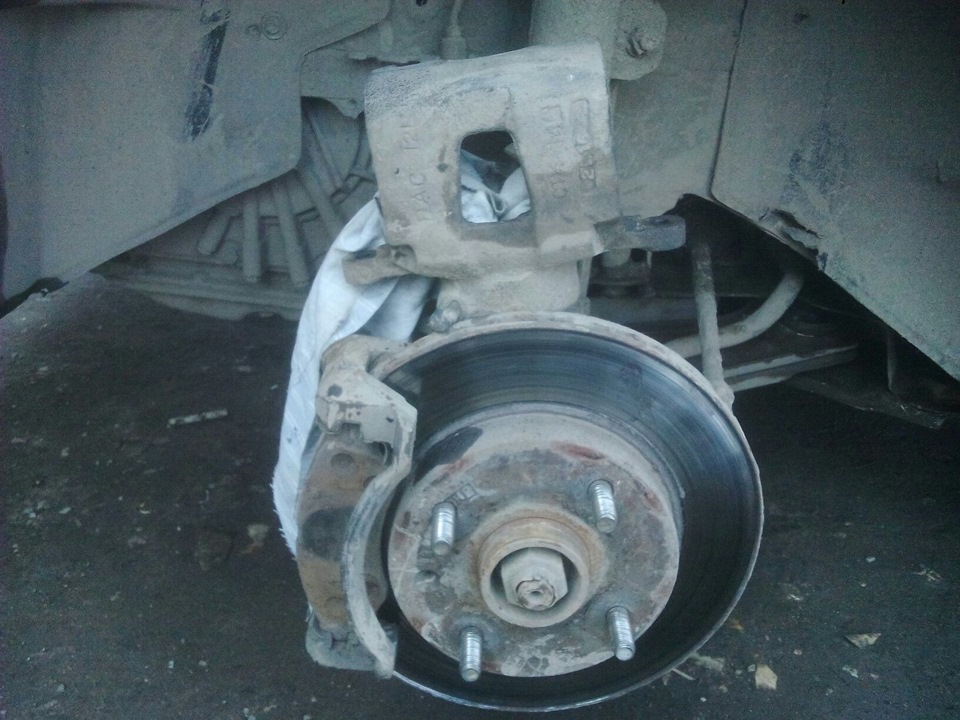 Подклинивают тормоза — Daewoo Lacetti, 1,6 л, 2003 года | своими руками ...