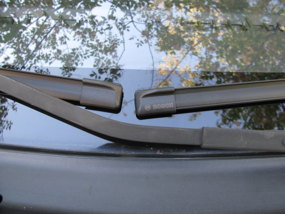 Установка новых дворников — Hyundai Getz, 1,4 л, 2008 года | аксессуары ...