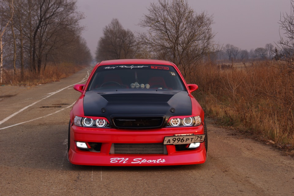 Toyota Mark 2 Toyota Chaser Red