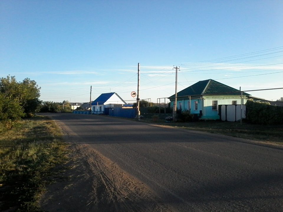 В гостях. ( В тесноте да не в обиде). — Ford Focus II Sedan, 1,8 л ...