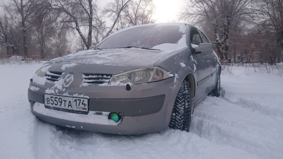 Фиксаторы колодок с китайца. — Renault Megane II, 1,6 л, 2004 года ...