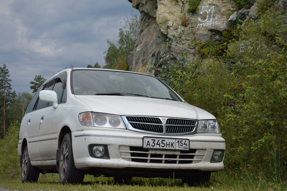 Помыл фару изнутри. — Nissan Presage (1G), 2,4 л., 1999 года | другое ...