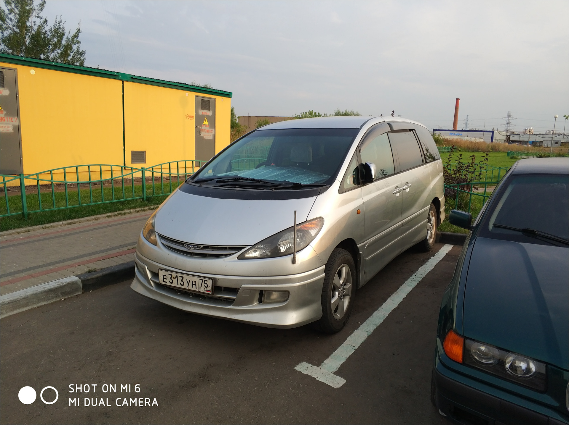 Toyota Estima разварки