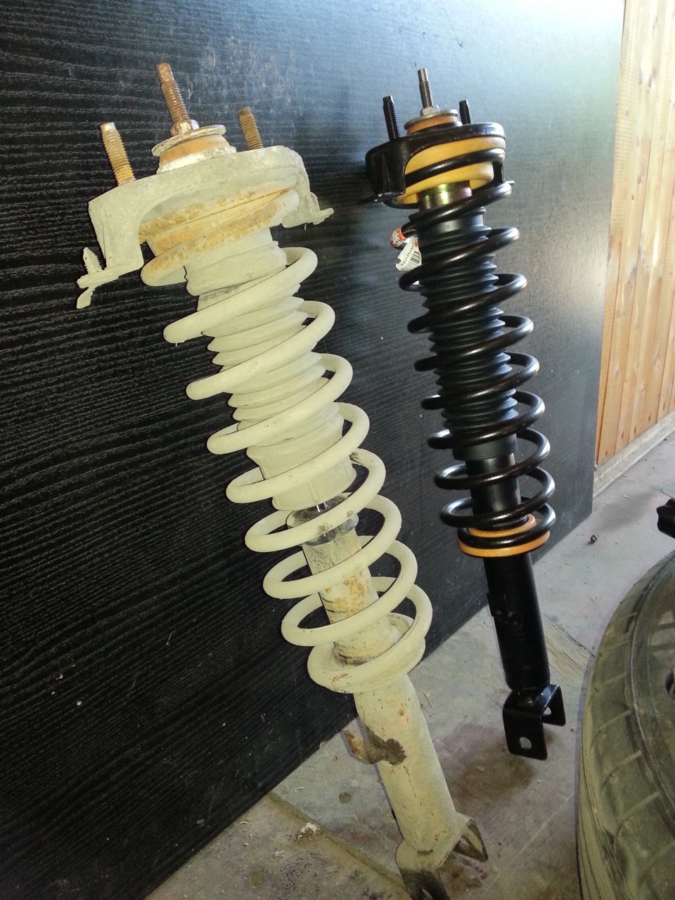 стойка амортизатора передняя в сборе додж караван 2. стойка амортизатора передняя додж караван 2. стойки додж стратус 2. 4. передние стойки на додж караван 2.