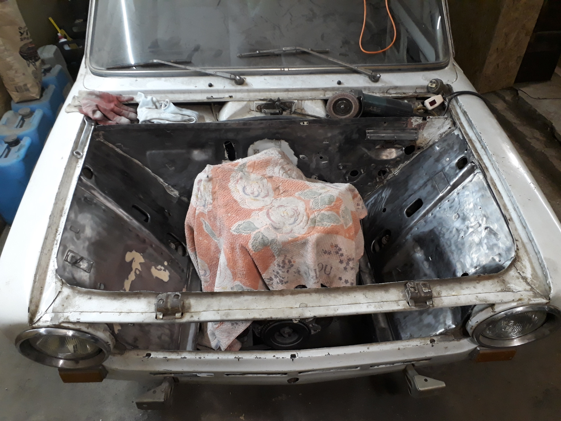 Как снять радиатор 2101 Установка радиатора ВАЗ 2110 ч.2 - Lada 21013, 1,3 л, 1983 года своими руками DR