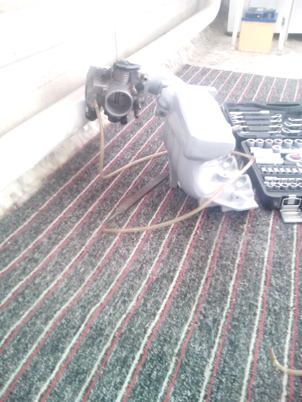 Доработка впускного коллектора под ДЗ ВАЗ — Audi 80 (B3), 1,8 л, 1989 ...