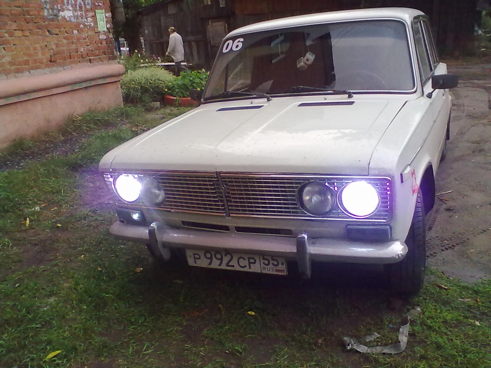 lada 21011