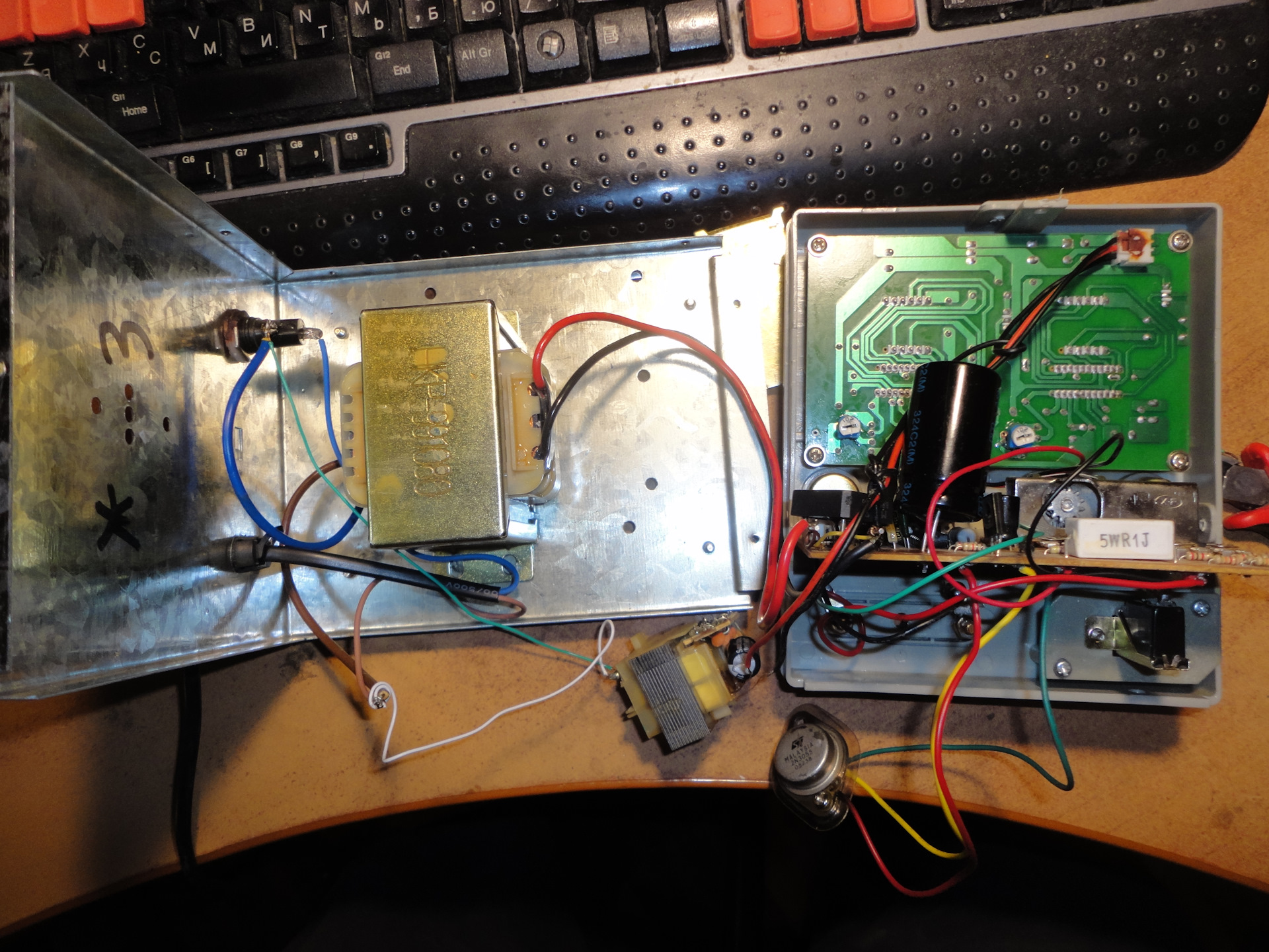 Dazheng ps 1302. Доработка блока питания сетка. Блок питания ps 1502dd доработка. Лабораторный блок ps-1502d. Доработка 1502dd.