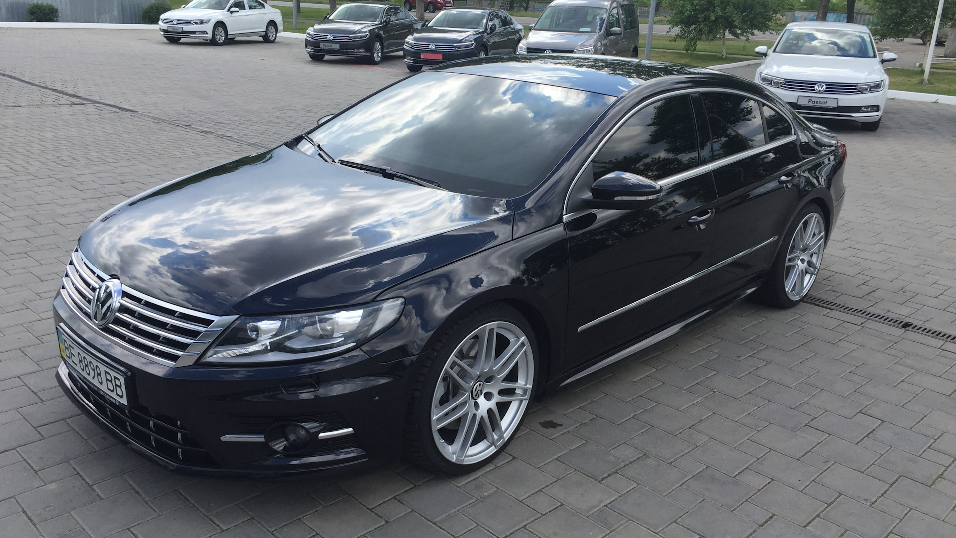 Фольксваген VW Passat Black