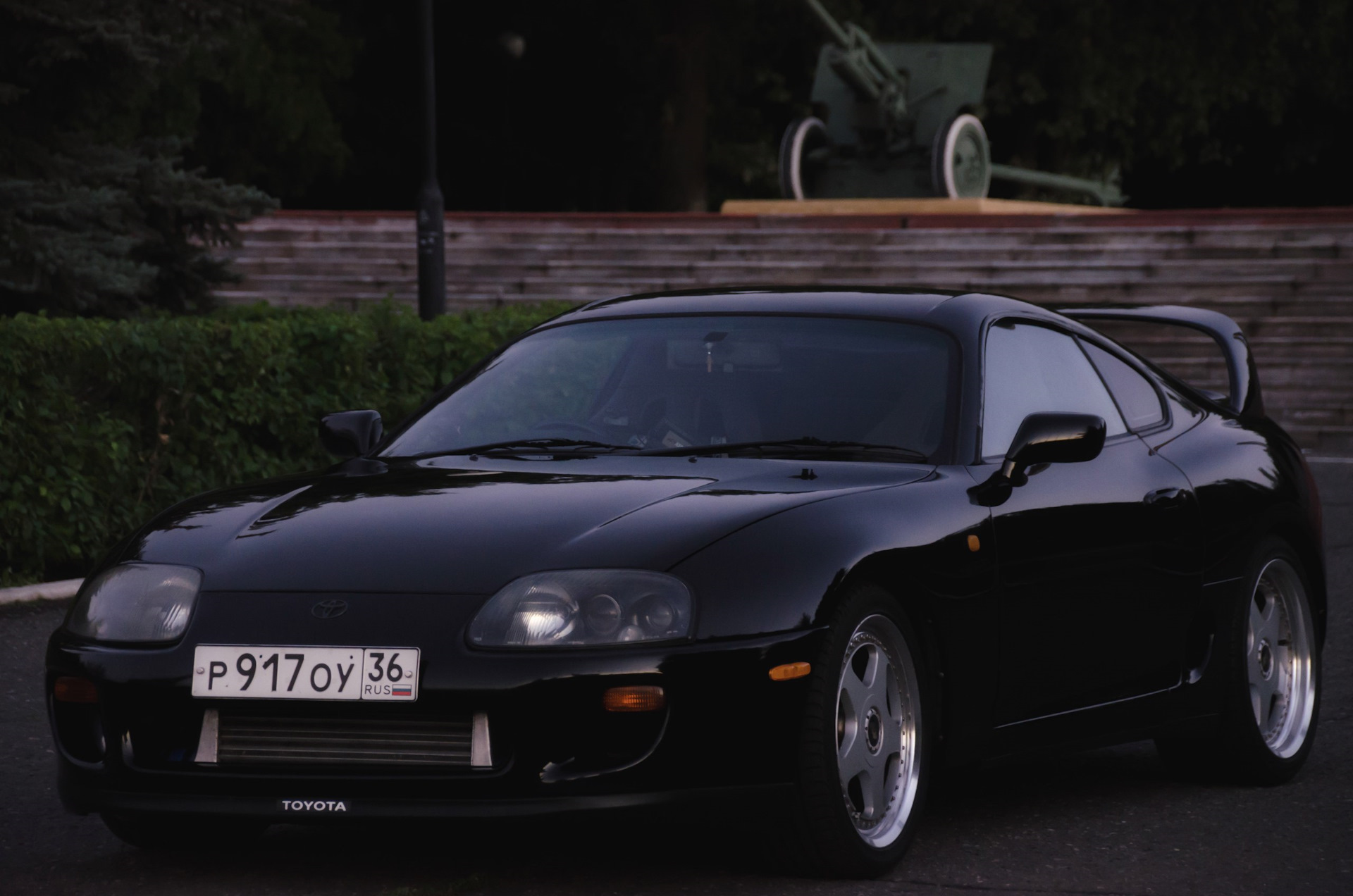 тойота супра а80 черная. блэк раша дрифт на машине. супра блэк раша. тойота супра 4 поколения. супра блэк раша.