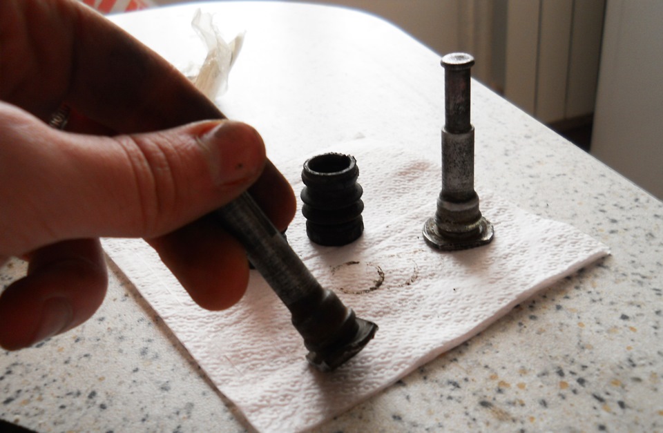 #5 — Ремонт заклинившего суппорта переднего — Hyundai Sonata II (Y-2 ...