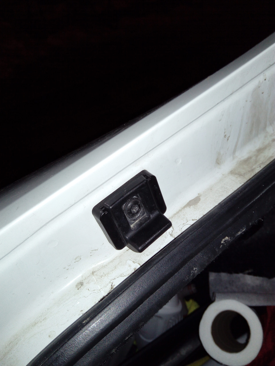 Стук сзади — Skoda Rapid (1G), 1,6 л, 2016 года | своими руками | DRIVE2