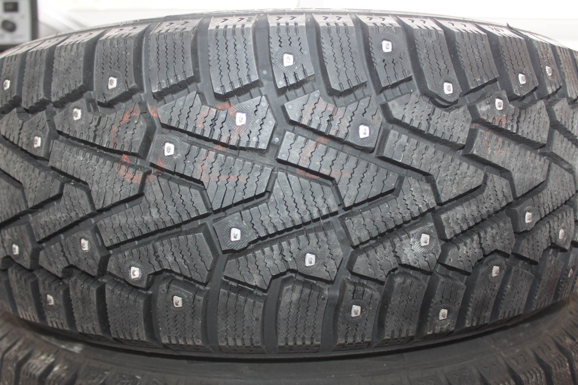 Зимние шины 225 45 r19. Pirelli 215/65 17 Ice Zero XL. Ice Zero 215/70 r16 104t. Pirelli w-Ice Zero 102t. Pirelli Ice Zero 225/45 r19.