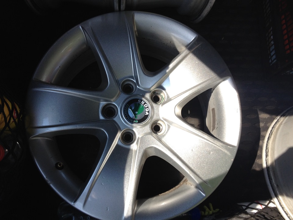 62 Crateris 6 5J X 16 ET 50 Skoda Octavia A5 Mk2 0 5 62-crateris-6-5j-x-16-et-50-skoda-octavia-a5-mk2-0-5