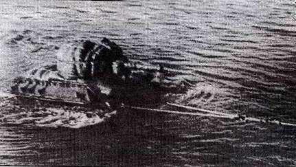 Как танки плавают под водой. d373ec6s 960. Как танки плавают под водой фото. Как танки плавают под водой-d373ec6s 960. картинка Как танки плавают под водой. картинка d373ec6s 960. Форсирование реки танками Т-72 с оборудованием для подводного вождения танка во время тактического бригадного учения. Как танки плавают под водой. d373ec6s 960. Как танки плавают под водой фото. Как танки плавают под водой-d373ec6s 960. картинка Как танки плавают под водой. картинка d373ec6s 960. Форсирование реки танками Т-72 с оборудованием для подводного вождения танка во время тактического бригадного учения.