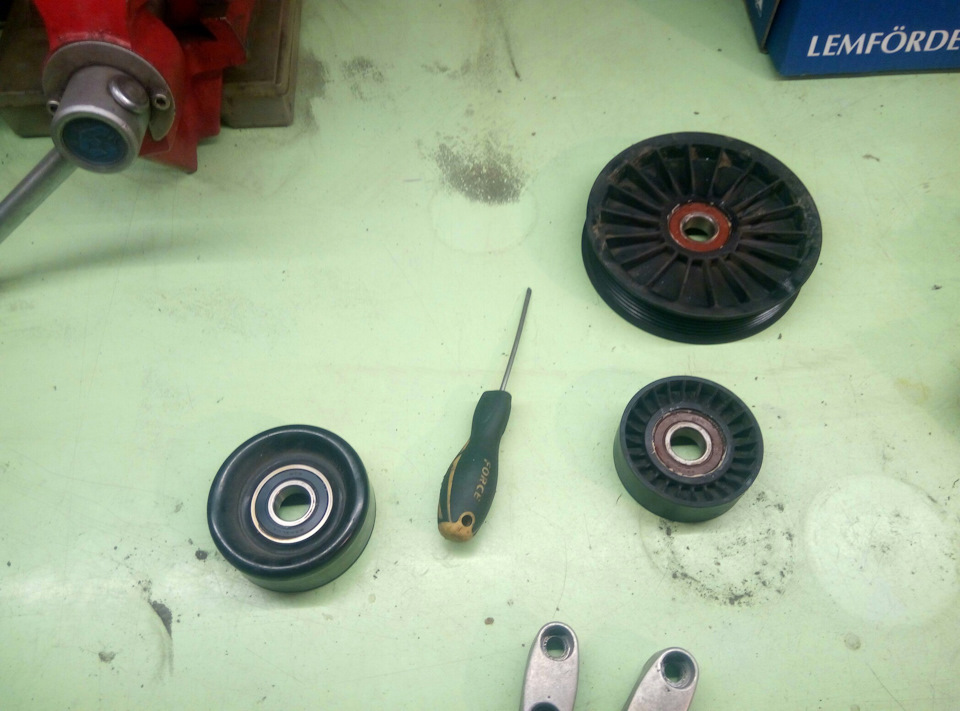 Замена выжимного цилиндра сцепления и ролики навески — ГАЗ Соболь, 2,3 ...