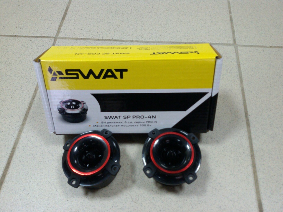 Swat pro 80. Колонка сват mas 80pro 20см в двери стоят.