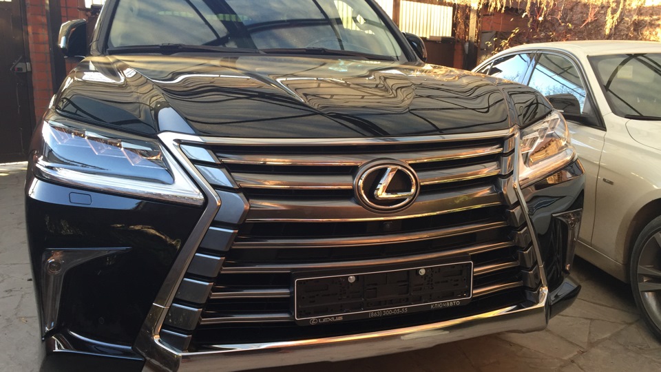 Коричневый сатин лексус лх. Lx luxury. Лексус lx 2021. Новый лексус lx 2023. Lx luxury.