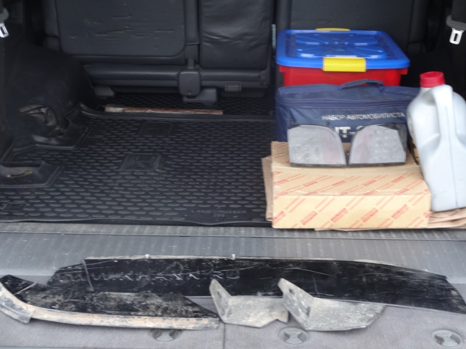 Фото в бортжурнале Toyota Land Cruiser 200