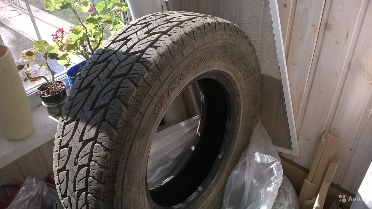 225 75 r16. Bridgestone Dueler at 225/75. Резина Бриджстоун Дуэлер АТ 225 75 16. 225 75 16 Бриджстоун липучка. Bridgestone 225/75r16 104s Dueler a/t 001 TL.