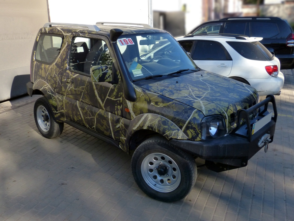 Suzuki Jimny хаки