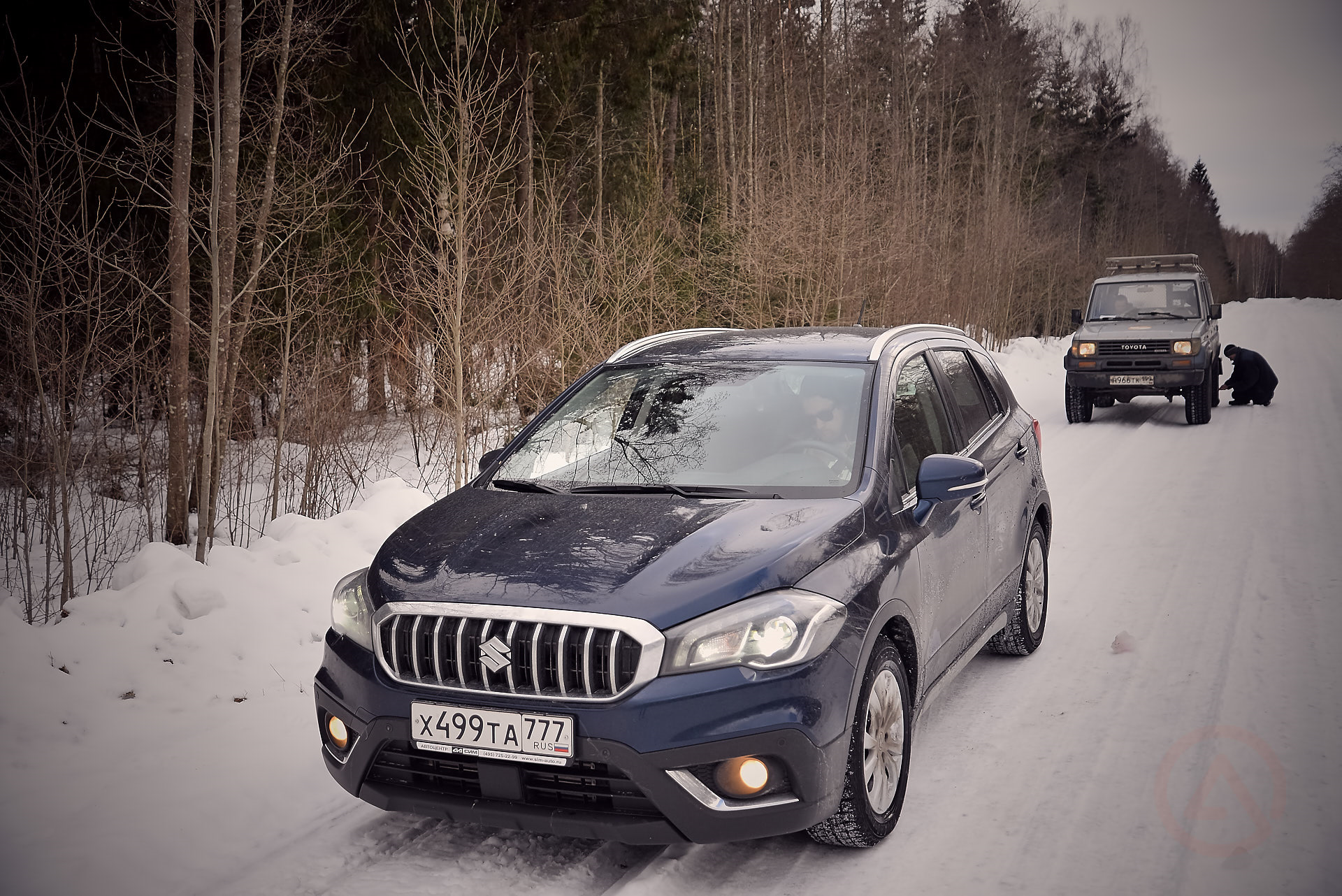 Тест драйвы 2014. Сузуки сх4 для бездорожья. Sx4 для бездорожья. Тест драйв. Сузуки там там.