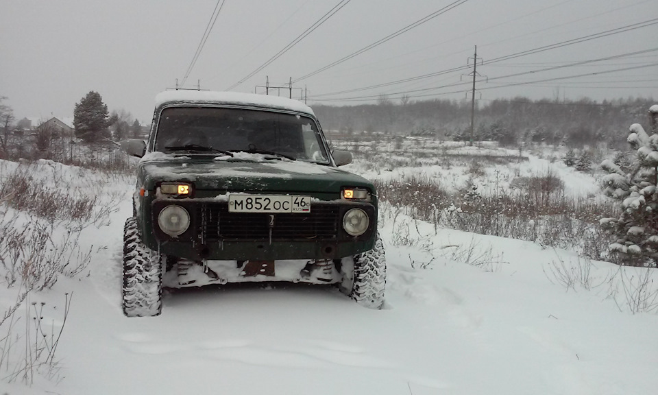 Niva 4x4 in Snow