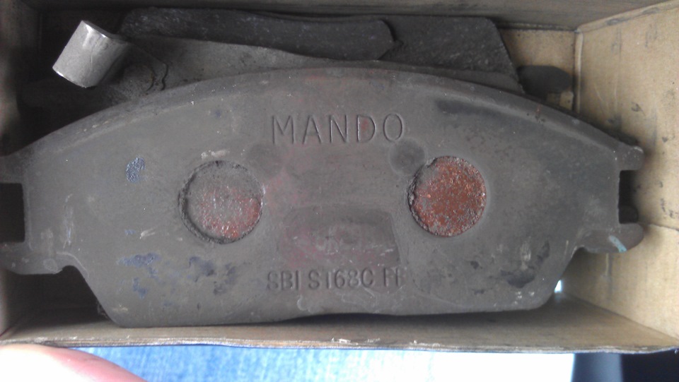 Замена передних тормозных колодок. — Hyundai Getz, 1,4 л, 2009 года ...