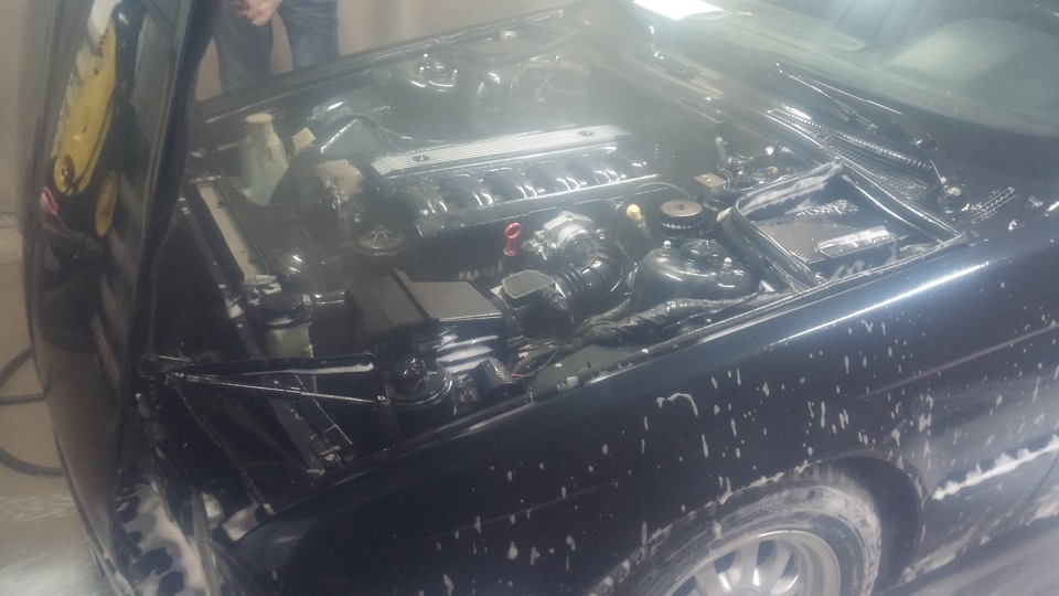 мытье двигателя — BMW 5 series Touring (E34), 2,5 л., 1992 года ...