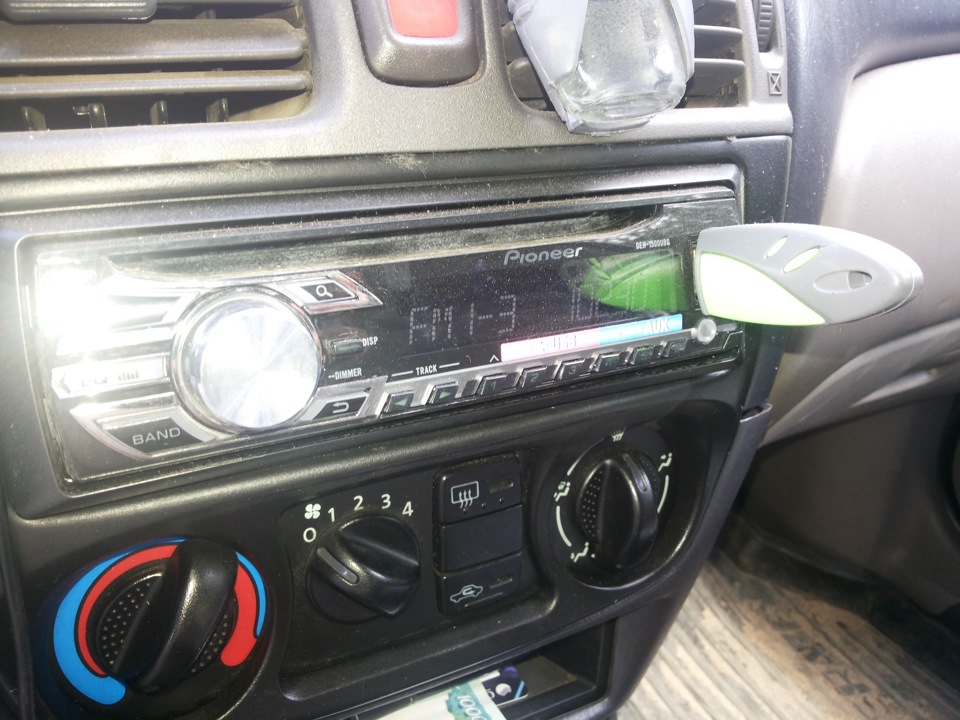 Магнитола, усилок, саб. Все как полагается) — Nissan Almera II (N16), 1 ...