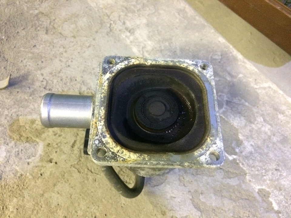 Подтраивает двигатель и чистка клапанов продувки катализатора — Toyota ...