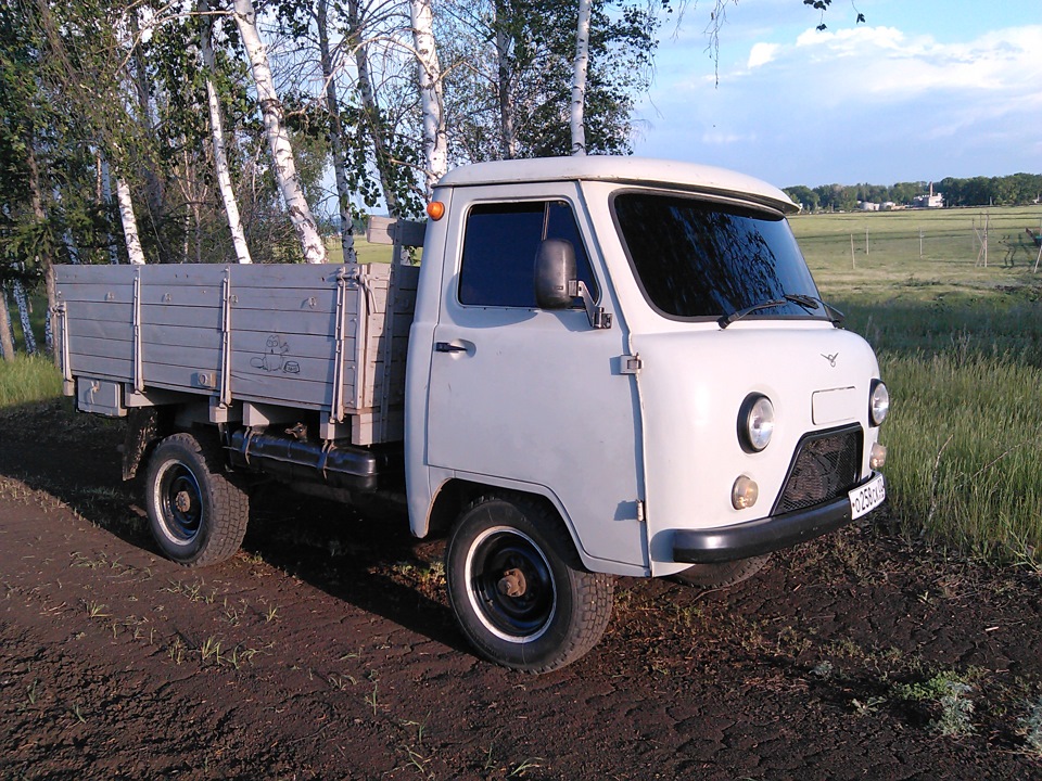 Машина уаз бортовой. УАЗ головастик 3303. UAZ 3303 бортовой. УАЗ головастик бортовой 3303. УАЗ 3303 2.4 МТ,.